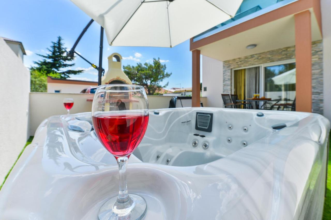 Cascada With Private Jacuzzi And Private Parking * Starigrad Paklenica