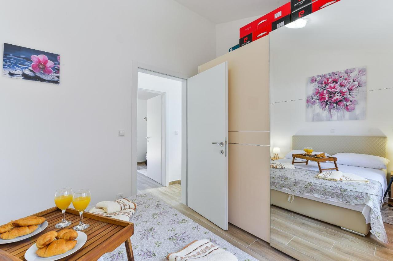 Cascada With Private Jacuzzi And Private Parking Villa *
