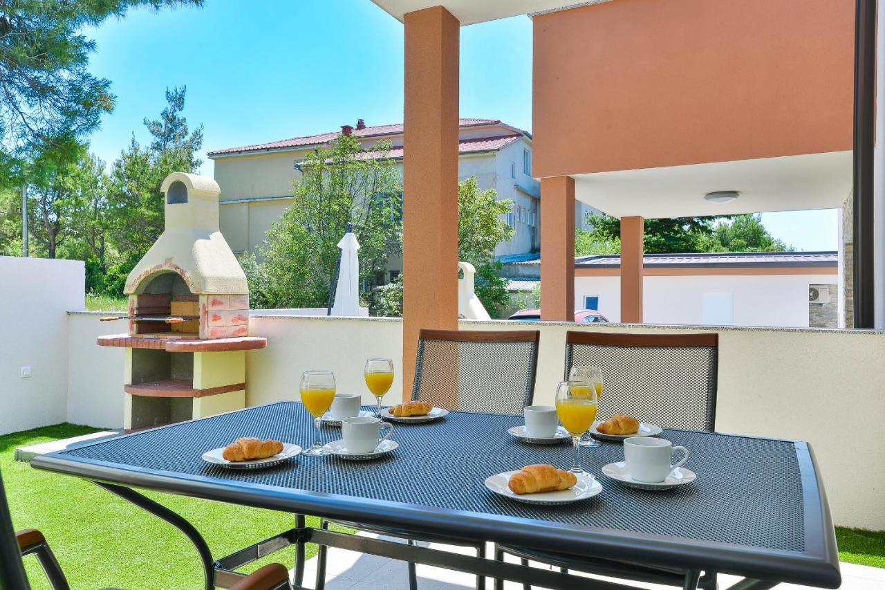 Villa Cascada With Private Jacuzzi And Private Parking Starigrad Paklenica