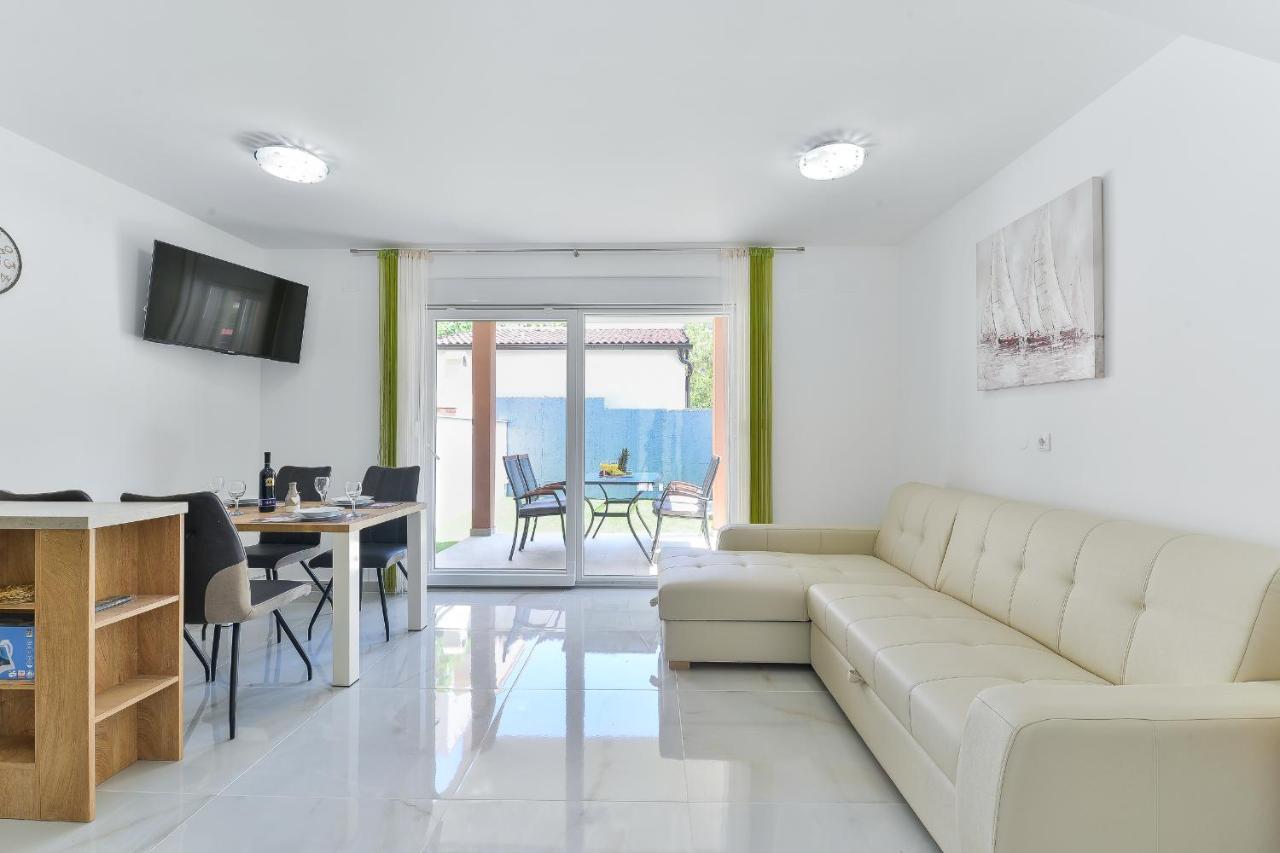 Cascada With Private Jacuzzi And Private Parking Villa *