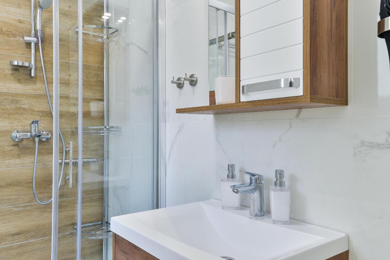 Cascada With Private Jacuzzi And Private Parking Villa *