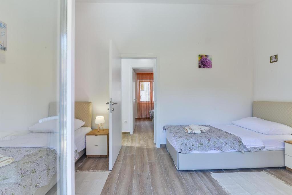 Villa Cascada With Private Jacuzzi And Private Parking *