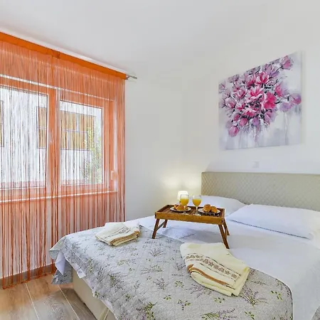 Cascada Villas With Private Jacuzzi And Private Parking Starigrad Paklenica Exterior foto