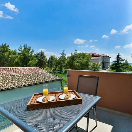 Cascada Villas With Private Jacuzzi And Private Parking Starigrad Paklenica Exterior foto