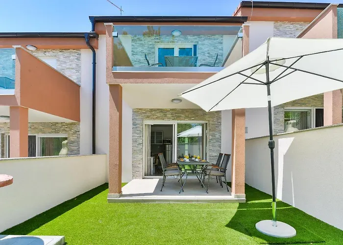 Cascada Villas With Private Jacuzzi And Private Parking